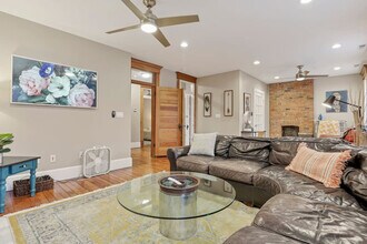 645 Dennison Ave in Columbus, OH - Building Photo - Building Photo