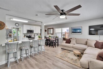 1623 San Mateo Dr in Dunedin, FL - Building Photo - Building Photo