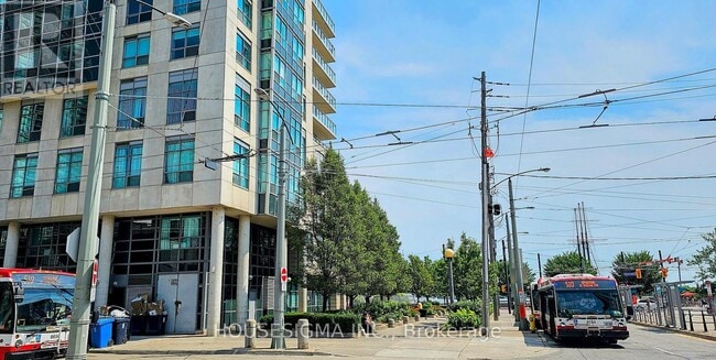 property at 410-1410 Queens Quay W