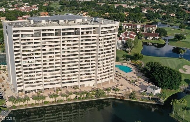 property at 5260 S Landings Dr