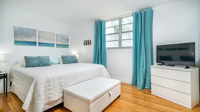 3801S S Ocean Dr in Hollywood, FL - Building Photo - Building Photo