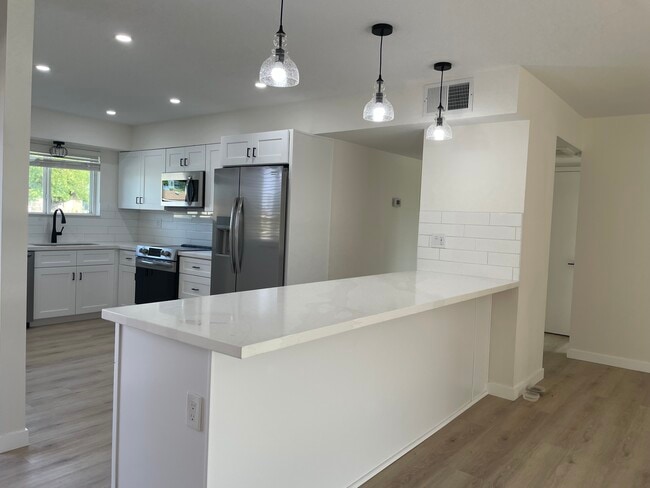 11227 N Coggins Dr in Sun City, AZ - Foto de edificio - Building Photo