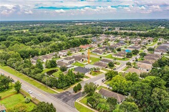 7281 Cedarcrest Blvd in Lakeland, FL - Building Photo - Building Photo