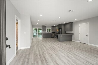 8225 Ben Ave in Los Angeles, CA - Building Photo - Building Photo