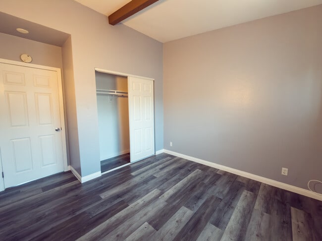 6628-6630 Selfland Ave in Bell Gardens, CA - Foto de edificio - Building Photo