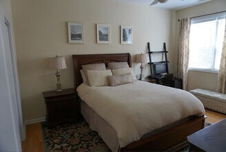 948 Madison W St, Unit NE3 in Chicago, IL - Building Photo - Building Photo