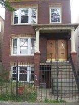 3231 N Hamlin Ave Apartments