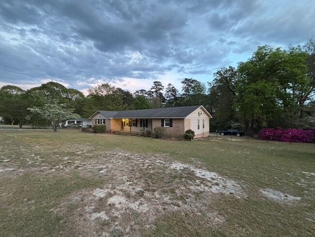 1019 Dogwood Ave in Elgin, SC - Building Photo - Building Photo