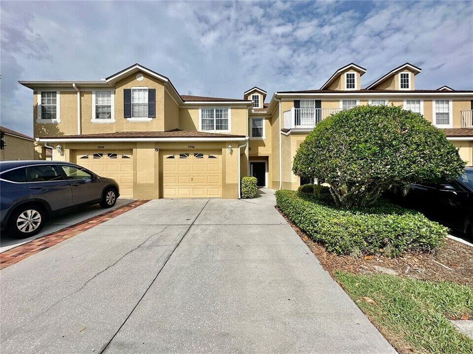 2996 Langdon Ln S in Kissimmee, FL - Foto de edificio