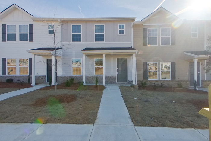 524 Ivy Brook Way in Macon, GA - Foto de edificio