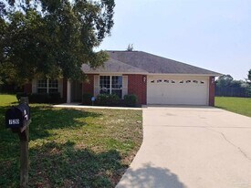 720 Buoy Dr in Pensacola, FL - Building Photo