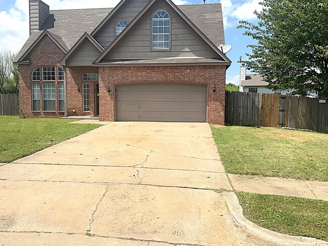 property at 104 E Helena St