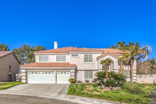 property at 2725 St Clair Dr