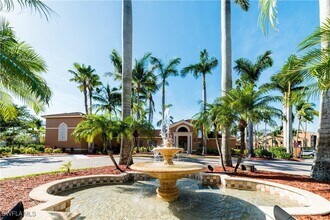 1230 Wildwood Lakes Blvd in Naples, FL - Building Photo - Building Photo