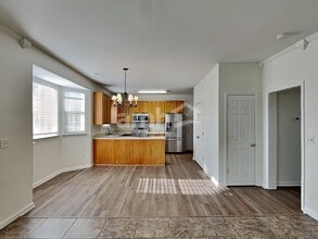 154 Elrosa Rd in Mooresville, NC - Foto de edificio - Building Photo