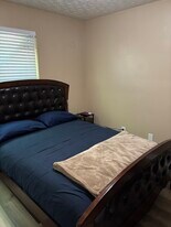 5104 Fairington Village Dr, Unit 5104 in Stonecrest, GA - Building Photo