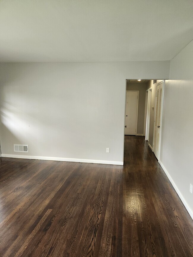 2511 Millvale Ave in District Heights, MD - Building Photo - Building Photo