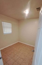 13703 Segrest Dr in Houston, TX - Building Photo - Building Photo