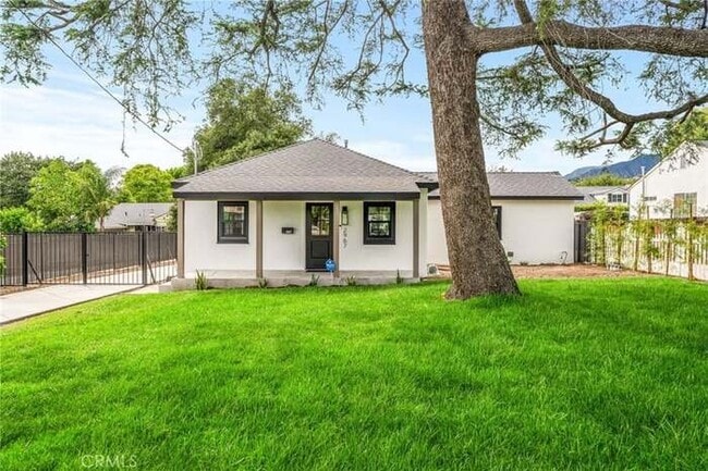property at 2967 Casitas Ave
