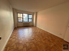 EAST 63 STREET, Unit 12C in New York, NY - Building Photo - Building Photo