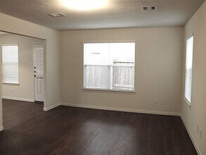 6038 Stockholm Ct in Katy, TX - Building Photo - Building Photo
