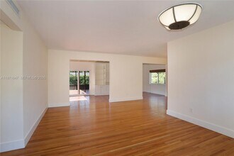 8300 SW 61st Ave in South Miami, FL - Building Photo - Building Photo