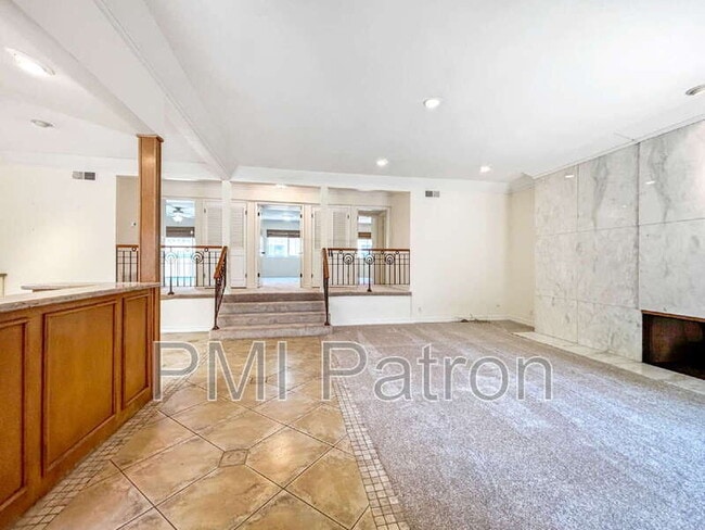 926 Palo Verde Ave in Long Beach, CA - Building Photo - Building Photo