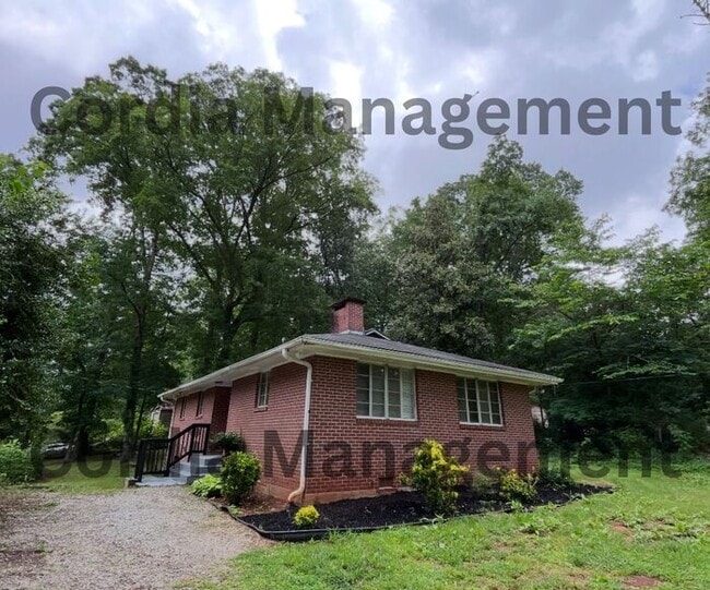 property at 1698 Highland Pl