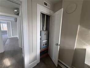 14236 Lakeshore Blvd in Cleveland, OH - Building Photo - Building Photo