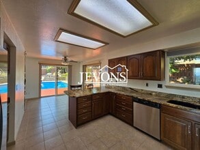 4505 Fechter Rd in Yakima, WA - Building Photo - Building Photo