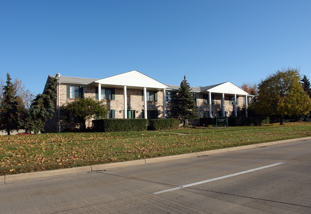 Plaza East Apartments in Fraser, MI - Building Photo