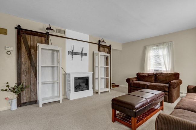 719 Franklin St in Shoemakersville, PA - Foto de edificio - Building Photo