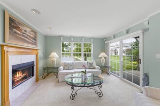 2503 Sheehan Dr in Naperville, IL - Building Photo - Building Photo