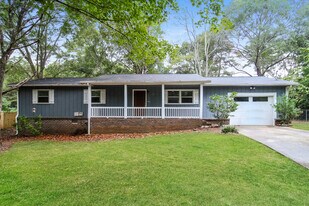 2979 Tiller Trail SW in Stone Mountain, GA - Building Photo