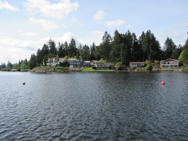 Long Lake Apartments in Lacey, WA - Building Photo - Other