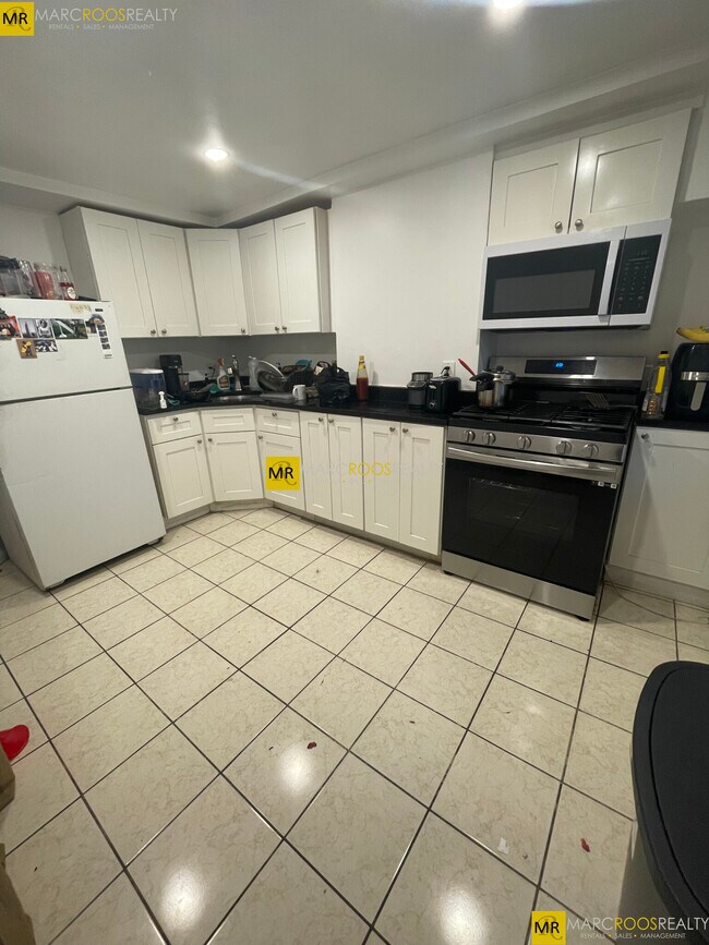 property at 852 Huntington Ave