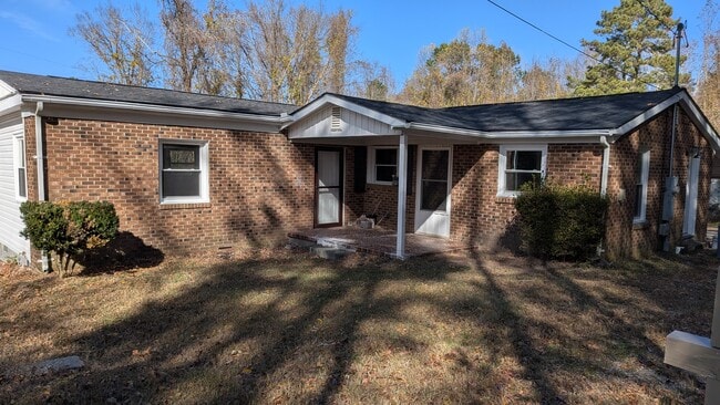 29 Elmon Gilchrist Ln in Erwin, NC - Building Photo - Building Photo