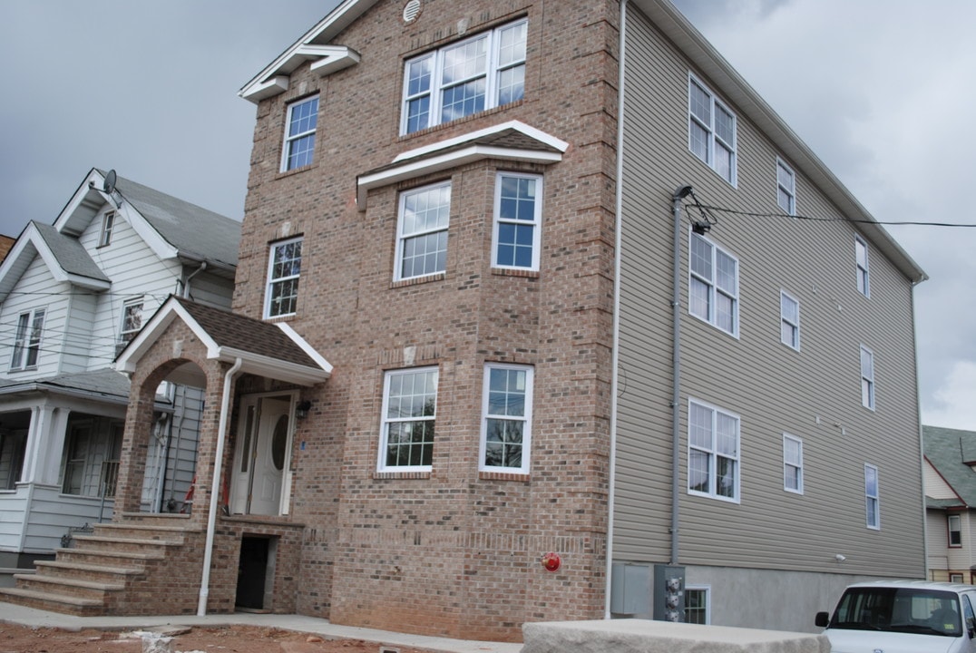 401 Jersey Ave in Elizabeth, NJ - Foto de edificio