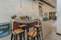 Building Photo - Retreat At Water's Edge Apartamentos in Denver, Colorado