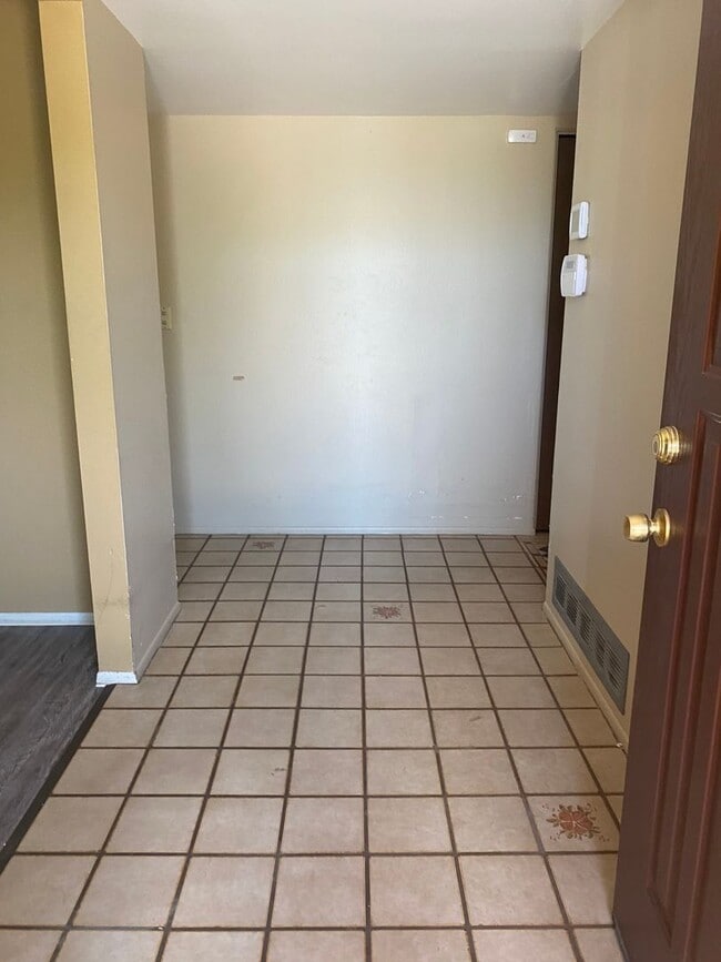 property at 8953 E Kirkpatrick Cir