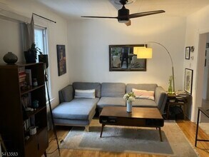 32 Pitt St in Bloomfield, NJ - Building Photo - Building Photo