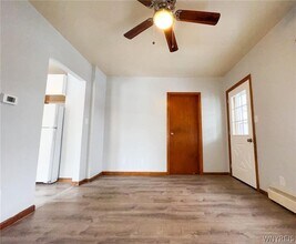 1953 Falls St in Niagara Falls, NY - Building Photo - Building Photo