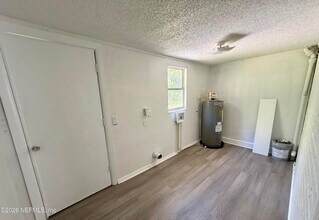 2173 W 14th St in Jacksonville, FL - Building Photo - Building Photo