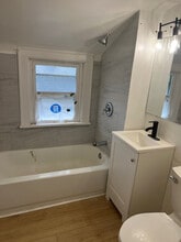 14426 Elm St in Maple Heights, OH - Building Photo - Building Photo