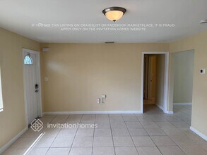 5807 Mango Rd in West Palm Beach, FL - Building Photo - Building Photo