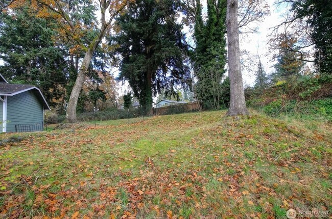 10617-10617 10th Ave Ct S in Tacoma, WA - Building Photo - Building Photo