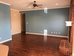 217 Keswick Dr in Hewitt, TX - Building Photo - Building Photo