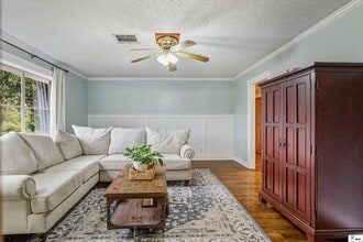 1110 Hilton St in Monroe, LA - Foto de edificio - Building Photo