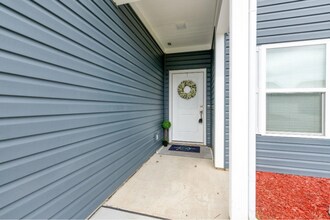 4774 Langhorn Trail in Shadeland, IN - Foto de edificio - Building Photo