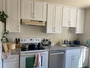 825 Camden Ave in Campbell, CA - Building Photo - Building Photo
